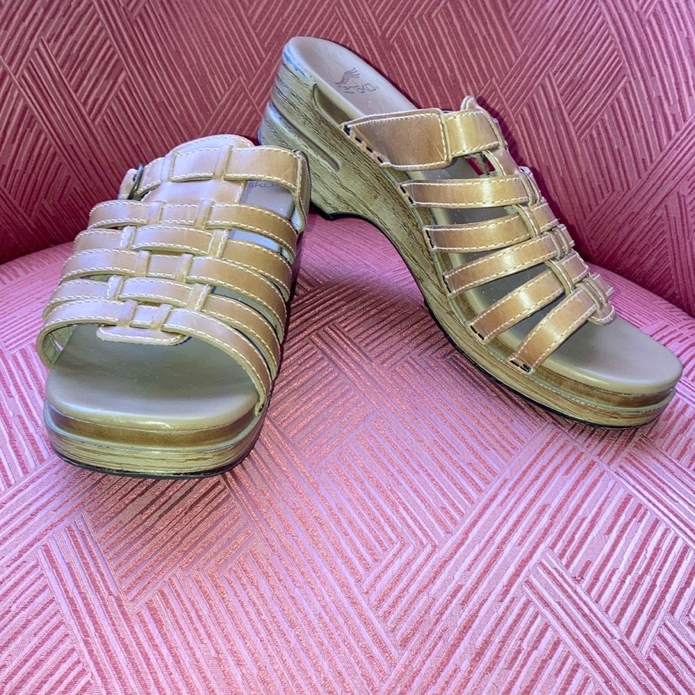 Dansko Sandals Size 40 - image 1